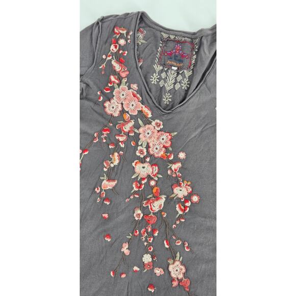 Johnny Was Embroided Cherry Blossom Gray Fairy Asymmetrical Tunic Womens Small - Picture 5 of 7